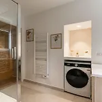 Le Volnay Apartment *